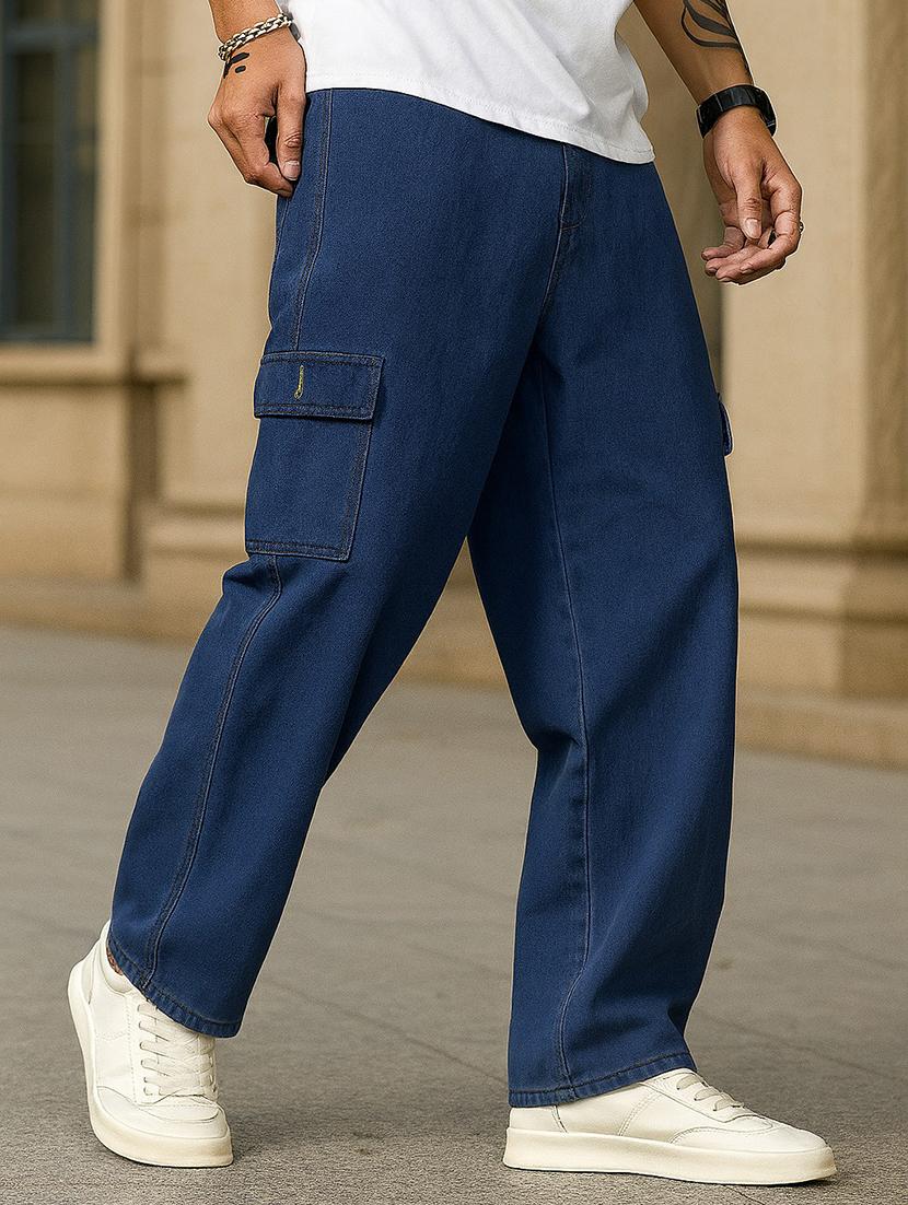 men solid mid rise relaxed fit cargo - 22006242 - Standard Image - 2