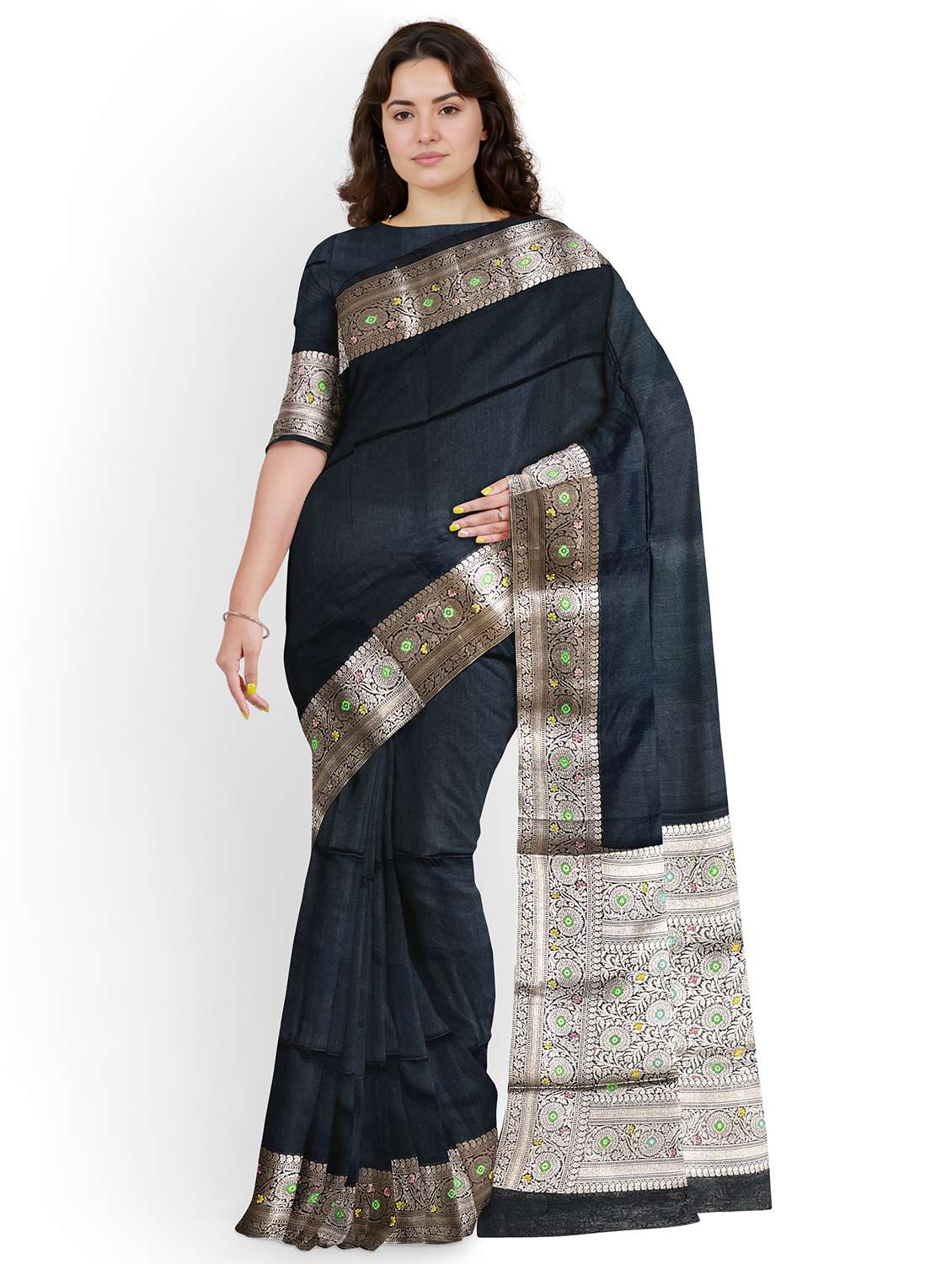 women solid with bordered saree with blouse