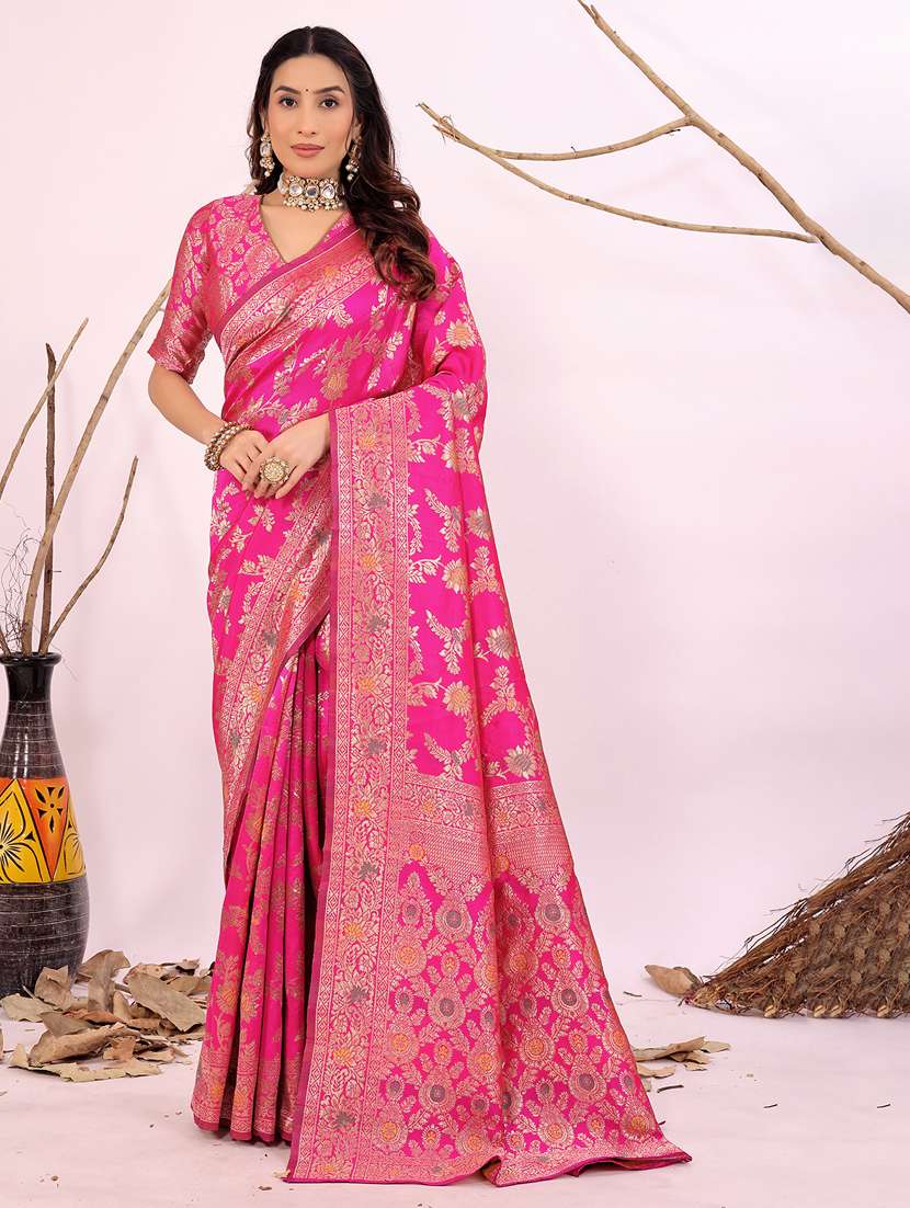 women self design banarasi saree with blouse