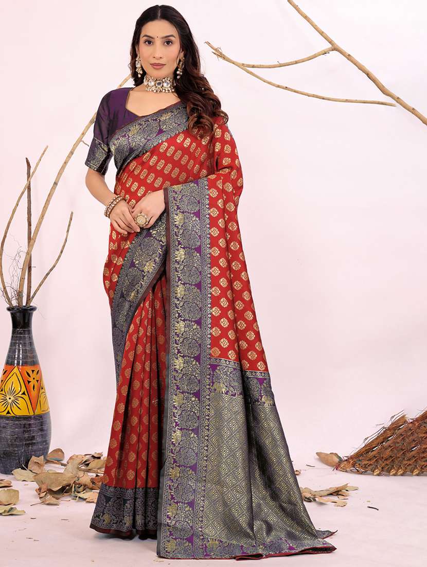 women self design banarasi saree with blouse