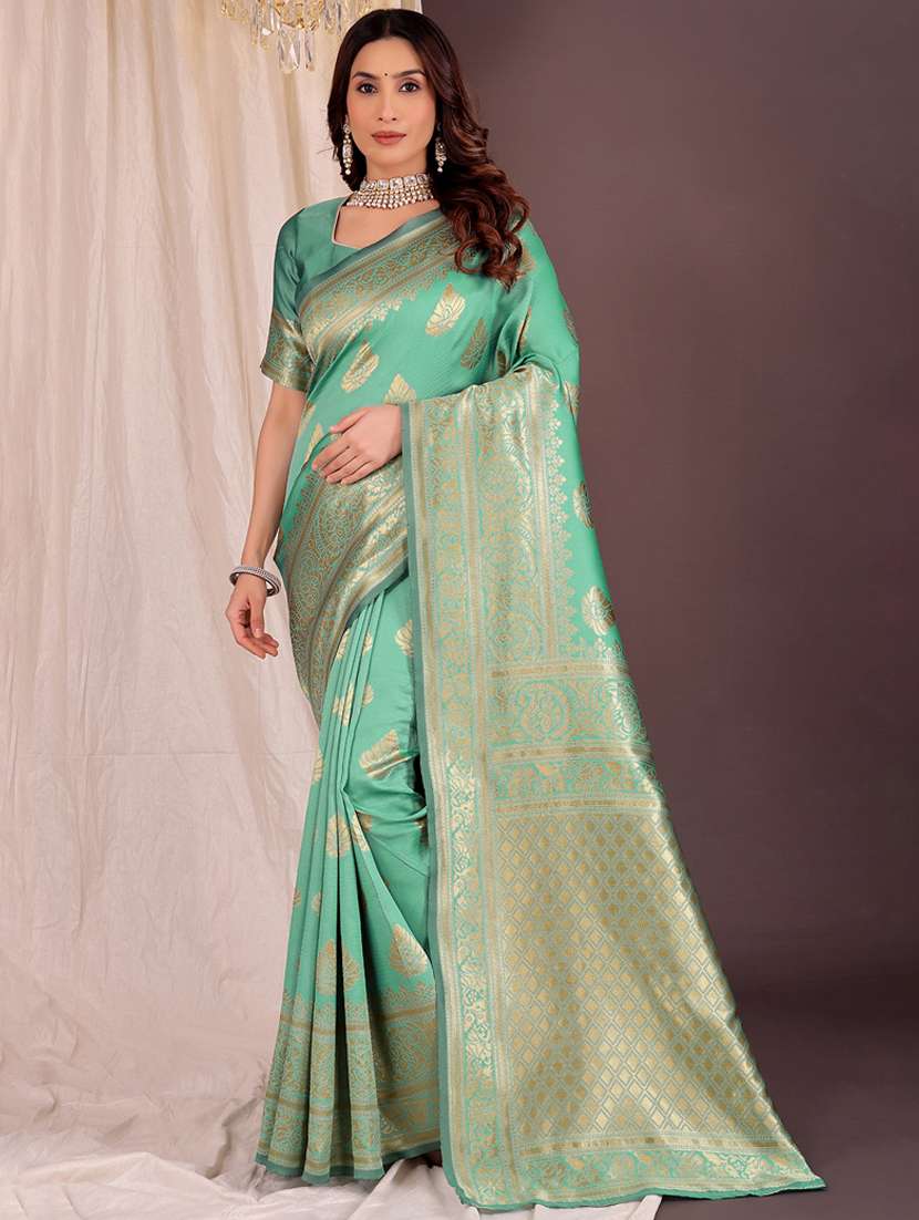 women self design banarasi saree with blouse
