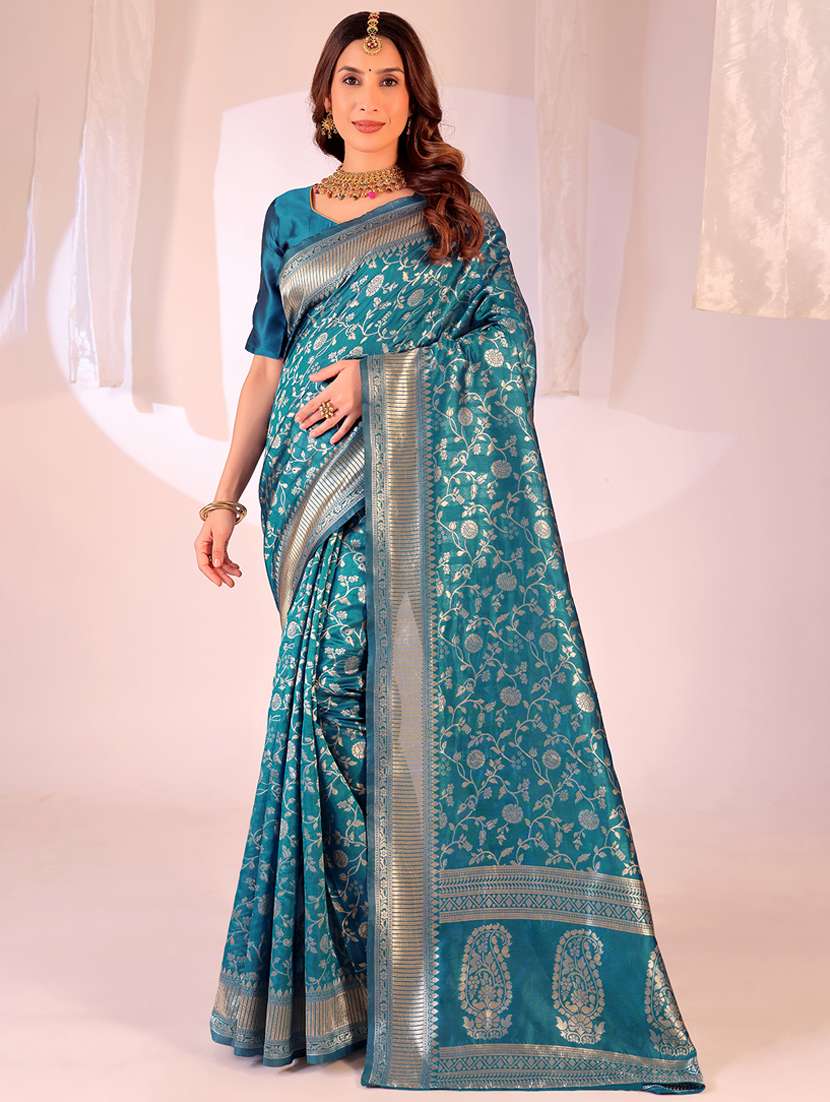 women self design banarasi saree with blouse