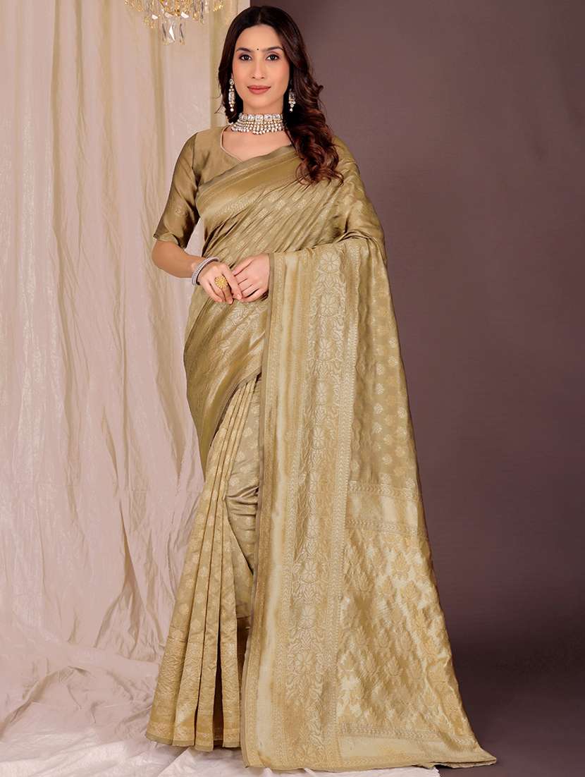 women self design banarasi saree with blouse
