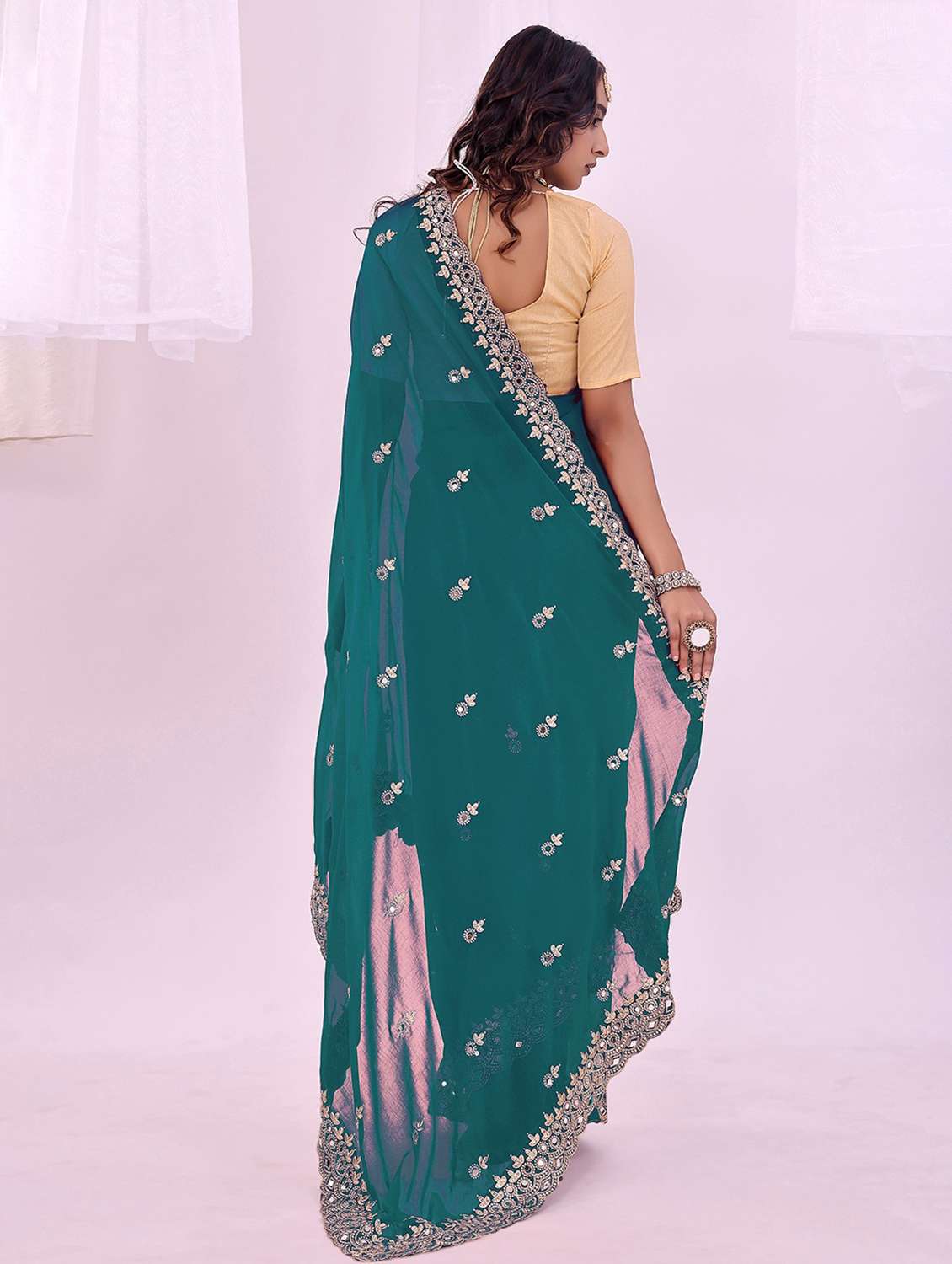 women solid with work embroidered saree with blouse - 22007205 -  Standard Image - 2