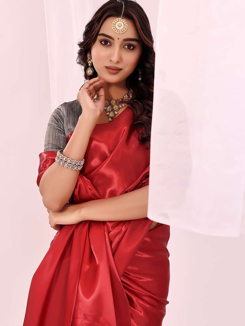 women embellished lace bordered saree with blouse - 22007284 -  Standard Image - 2