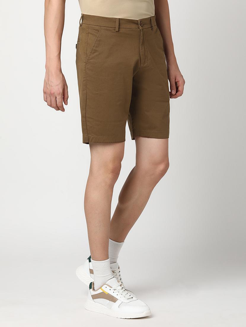 men solid mid rise regular fit shorts - 22007691 - Standard Image - 2