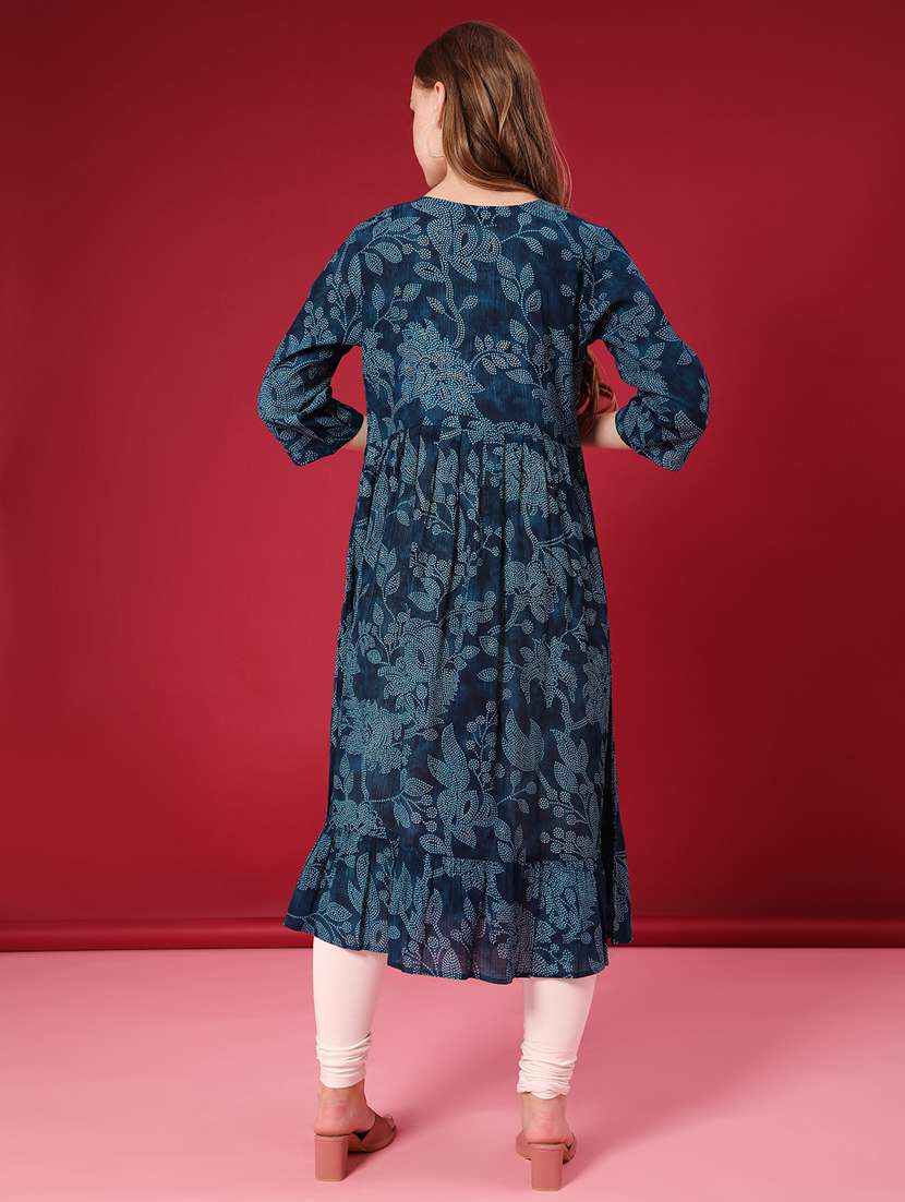 women printed three quarter sleeve tiered kurta - 22009101 -  Standard Image - 2