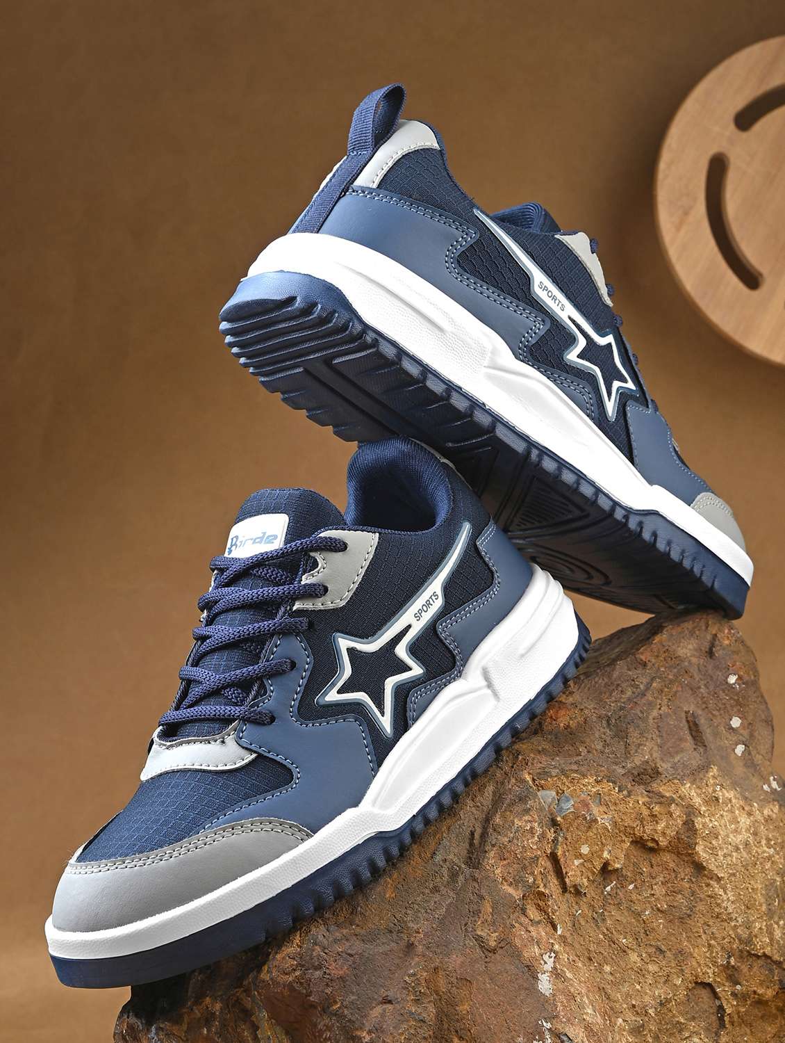 men blue lace up sneaker