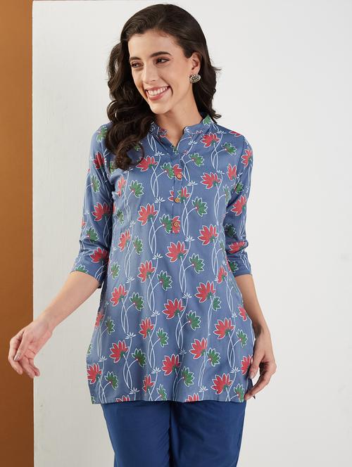 women floral printed three quarter sleeve straight kurti - 22009252 -  Standard Image - 0