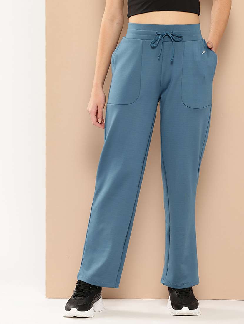 women solid mid rise regular fit track pant