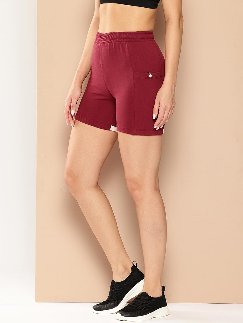 women solid mid rise sports shorts - 22009401 - Standard Image - 2