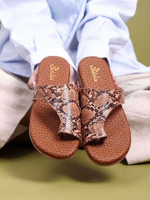 women toe separator flat sandal - 22009422 -  Standard Image - 0