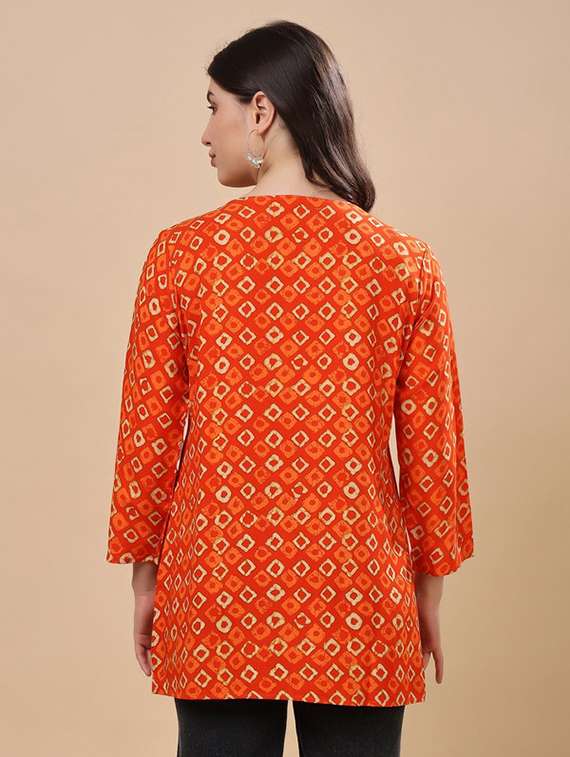 women printed round neck straight kurti - 22009687 - Standard Image - 2