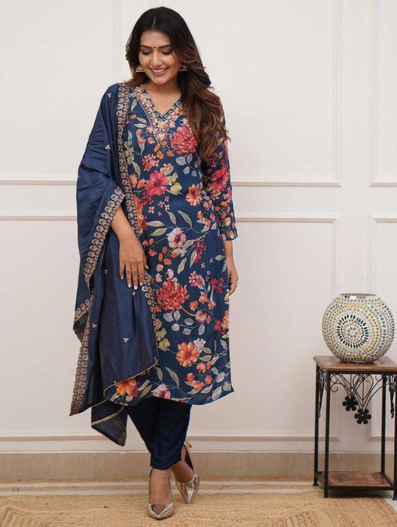 women embroidered three quarter sleeve kurta pant with dupatta set - 22011217 - Standard Image - 2