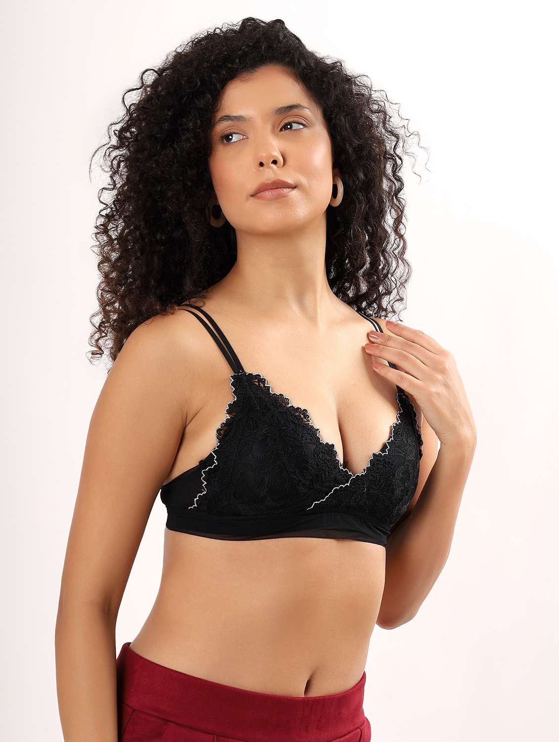 women floral lightly padded plunge bra - 22011361 - Standard Image - 2