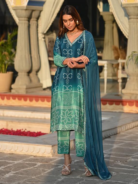 women embroidered three quarter sleeve kurta pant with dupatta set - 22011406 - Standard Image - 2