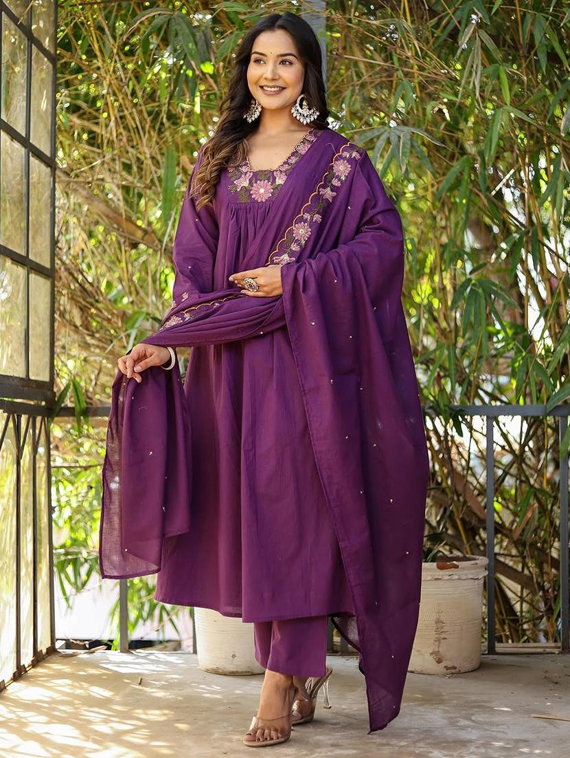 women embroidered long sleeve anarkali kurta pant with dupatta set - 22011419 - Standard Image - 2