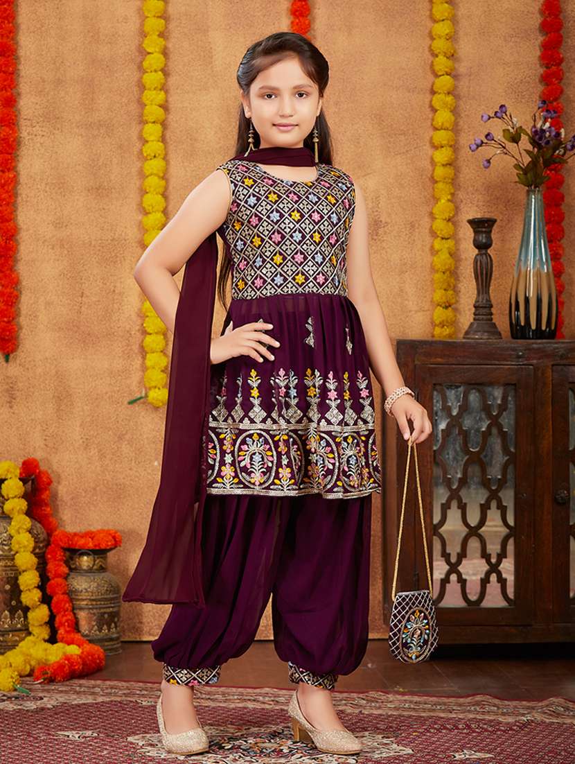 girls embroidered sleeveless kurta salwar suit set