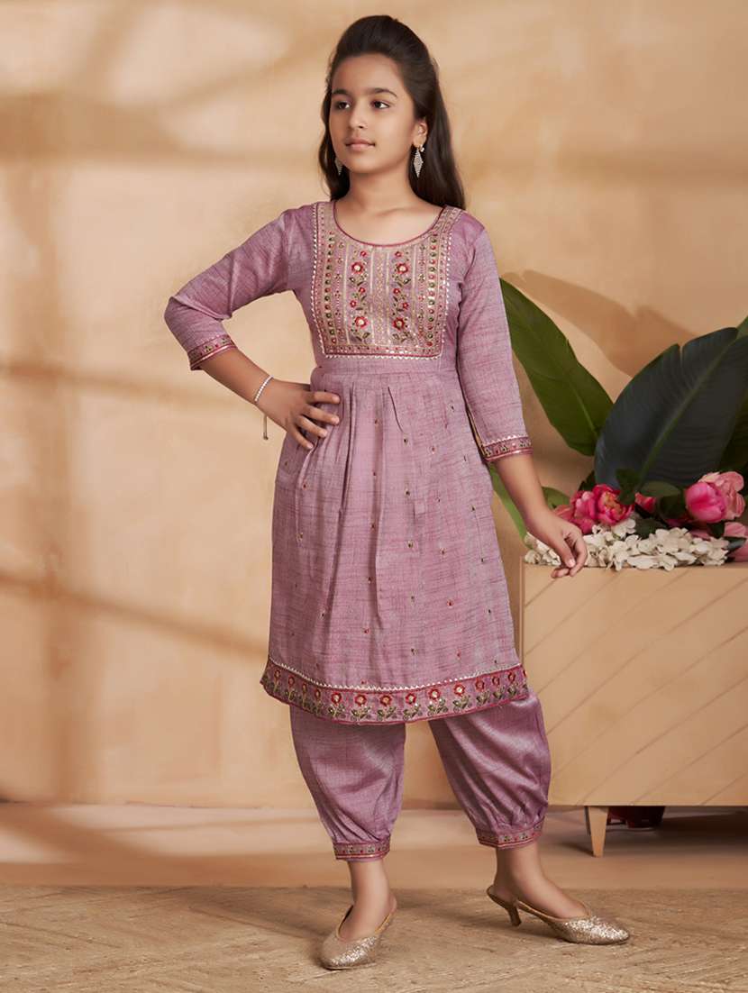 girls embroidered kurta and salwar set - 22012057 -  Standard Image - 2