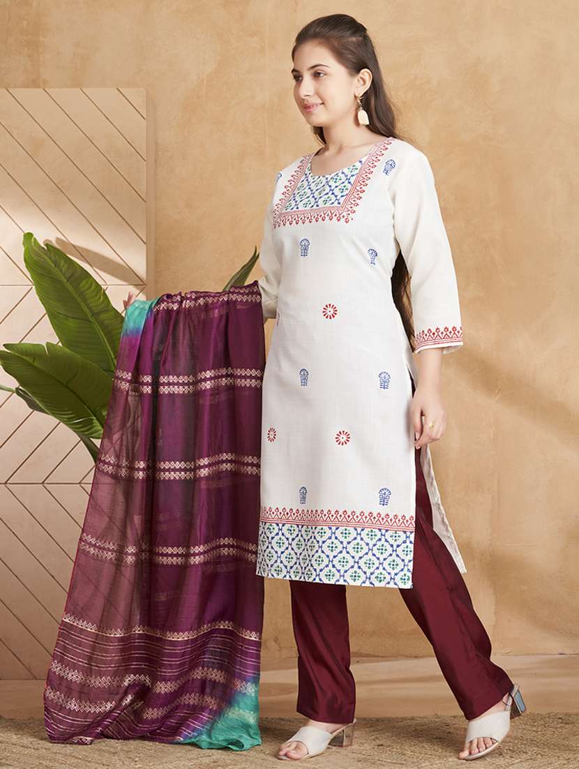 girls printed kurta pants set with dupatta - 22012144 -  Standard Image - 2