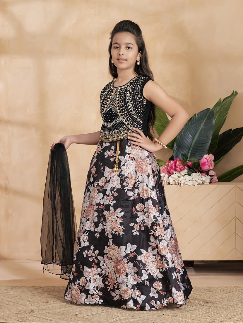 girls embroidered sleeveless lehenga choli set - 22012157 - Standard Image - 2