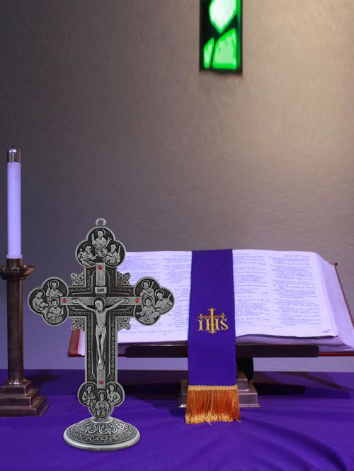 brass antique silver christian jesus cross crucifix stand home decor - 22012167 -  Standard Image - 0
