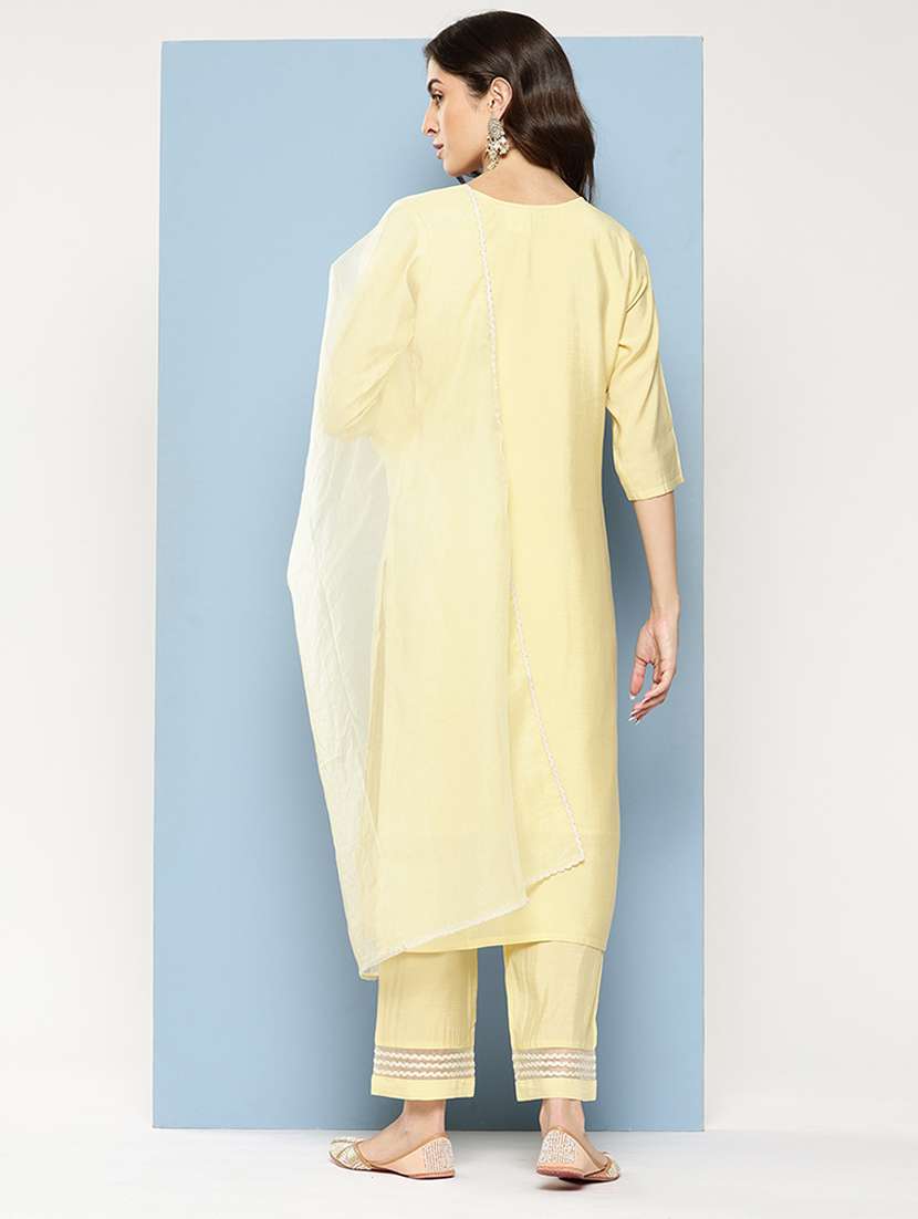 women embroidered three quarter sleeve kurta pant with dupatta set - 22012617 -  Standard Image - 2