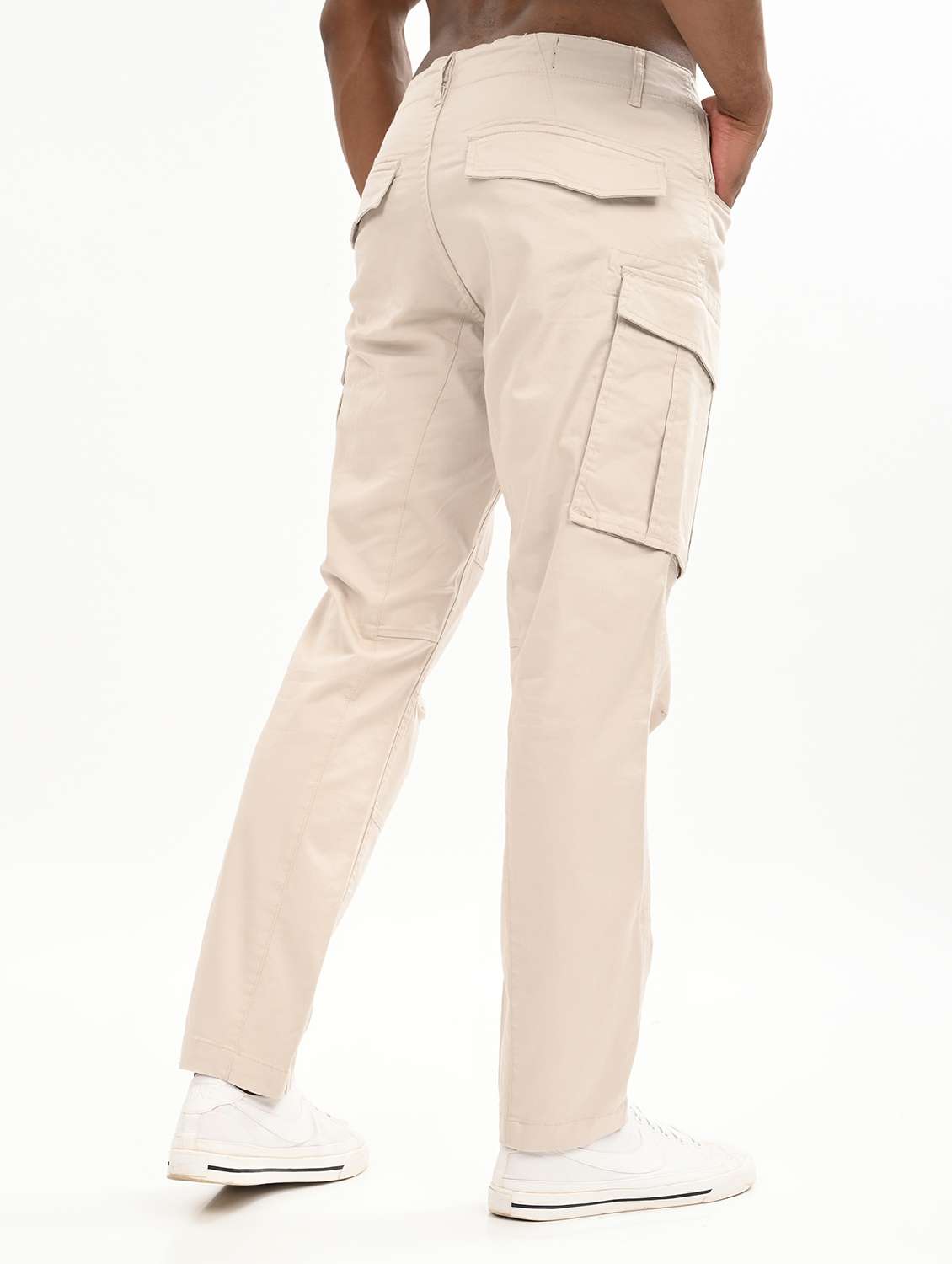 men solid mid rise relaxed fit cargo - 22012857 - Standard Image - 2