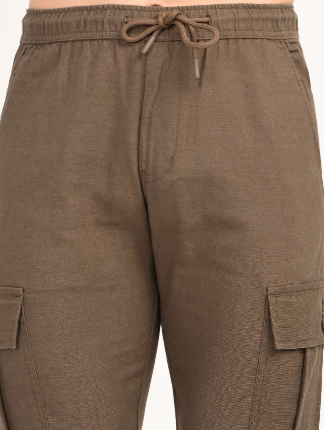 men solid mid rise regular fit cargo - 22012882 - Standard Image - 7