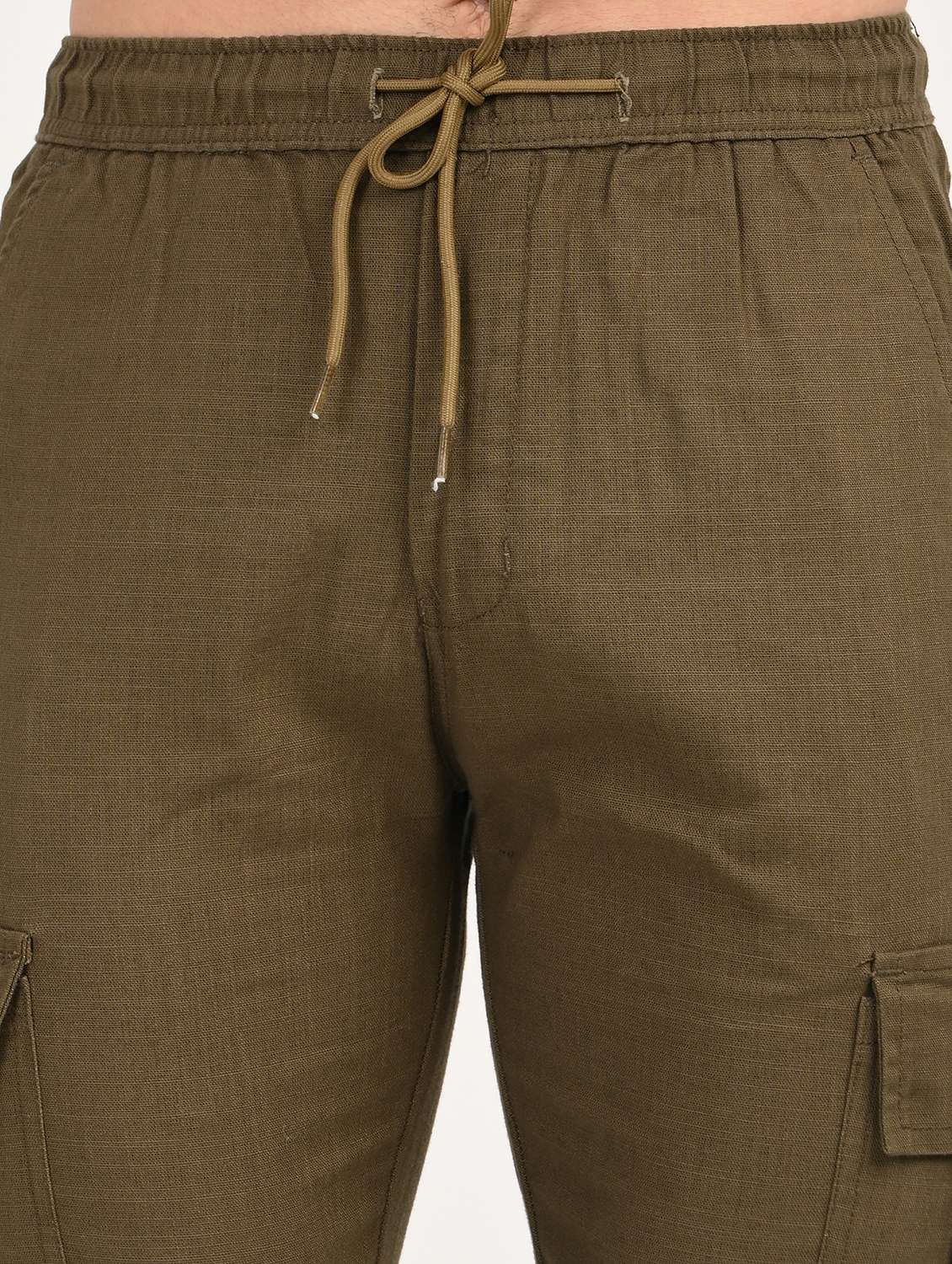 men solid mid rise relaxed fit cargo - 22012884 - Standard Image - 7