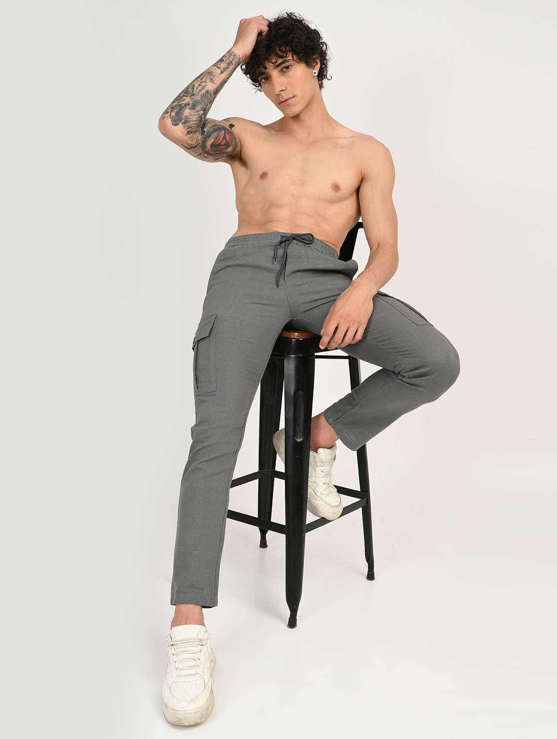 men solid mid rise regular fit cargo - 22012887 - Standard Image - 7