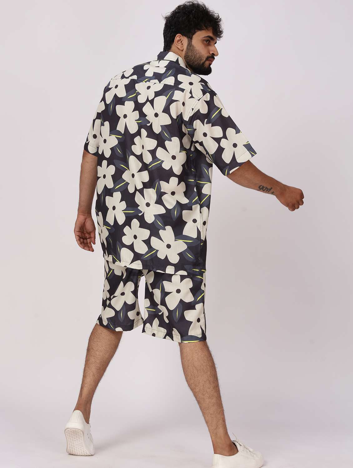 men floral printed short shorts & shirt co-ords set - 22012953 - Standard Image - 2