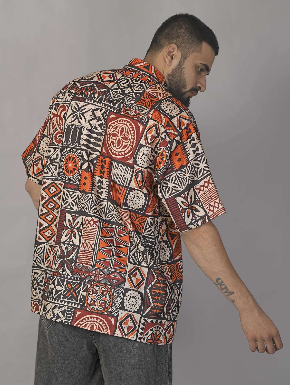 men printed short sleeve oversized casual shirt - 22012996 -  Standard Image - 2
