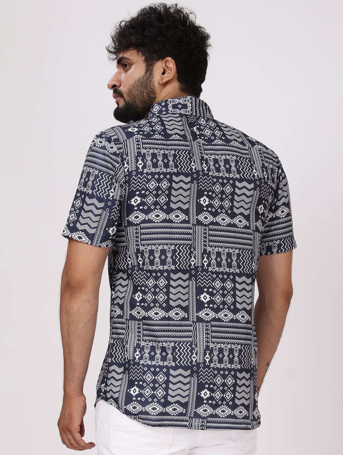 men printed short sleeve regular fit casual shirt - 22013059 -  Standard Image - 2