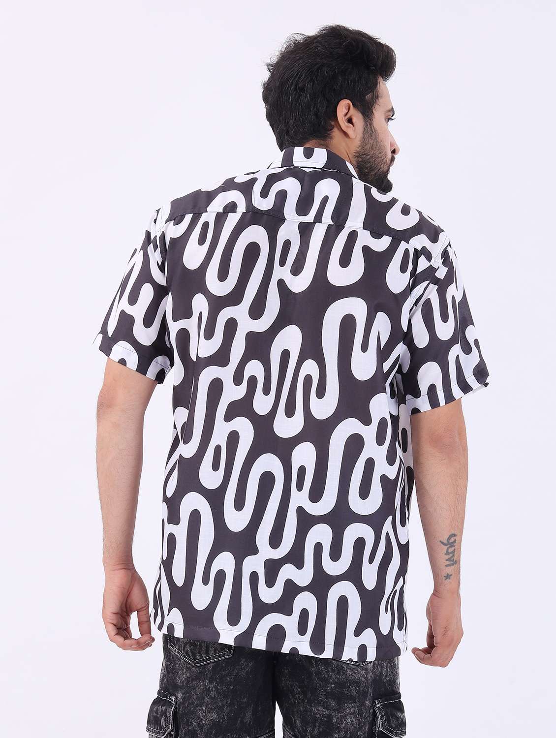 men printed short sleeve oversized casual shirt - 22013082 -  Standard Image - 2