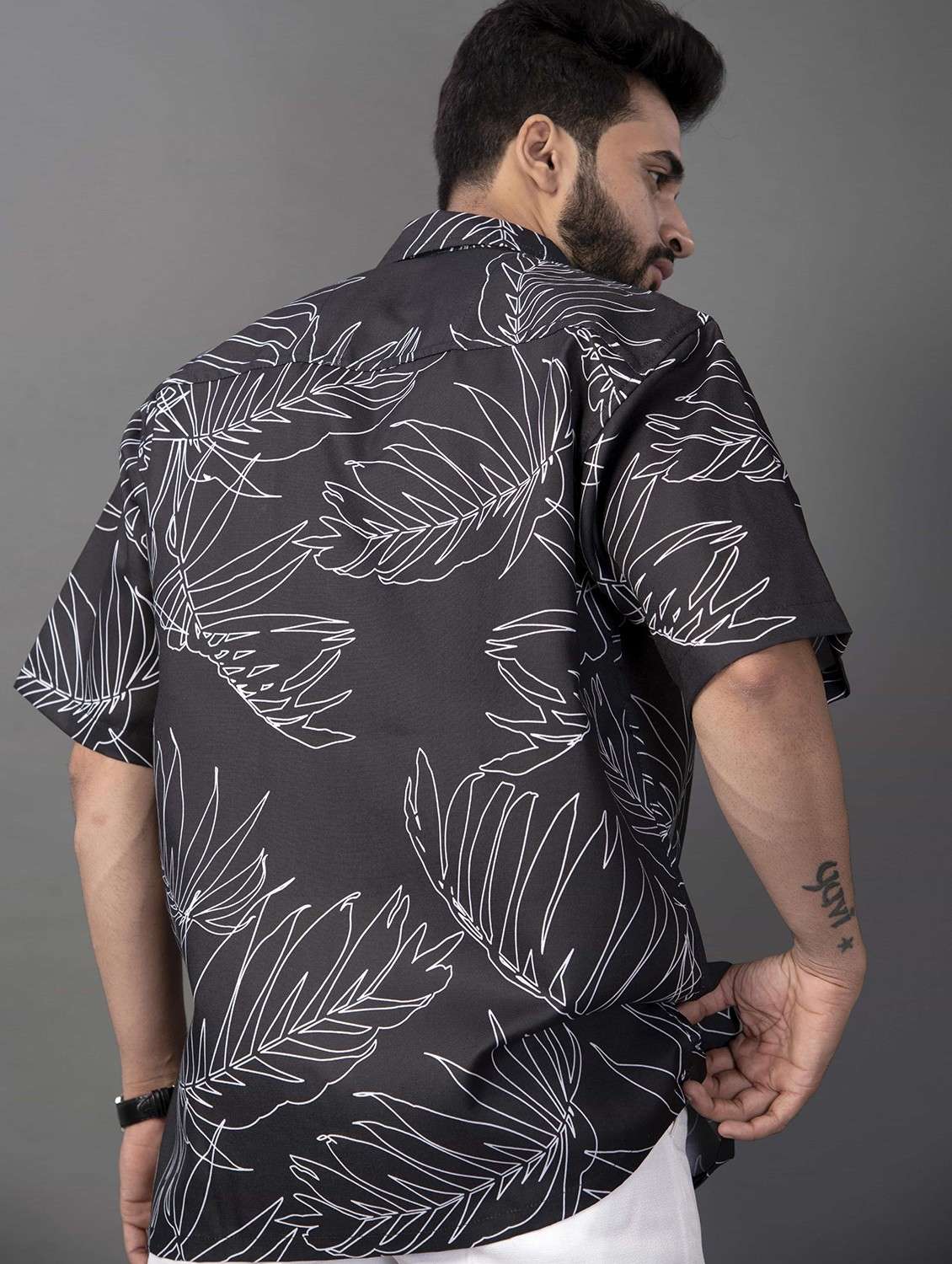 men printed short sleeve oversized casual shirt - 22013157 -  Standard Image - 2