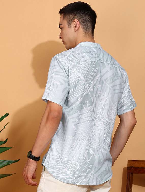 men printed short sleeve regular fit casual shirt - 22013164 -  Standard Image - 2