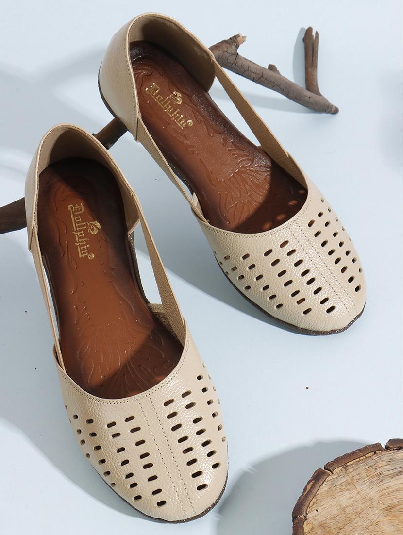 women solid slip on ballerina - 22013275 - Zoom Image - 0