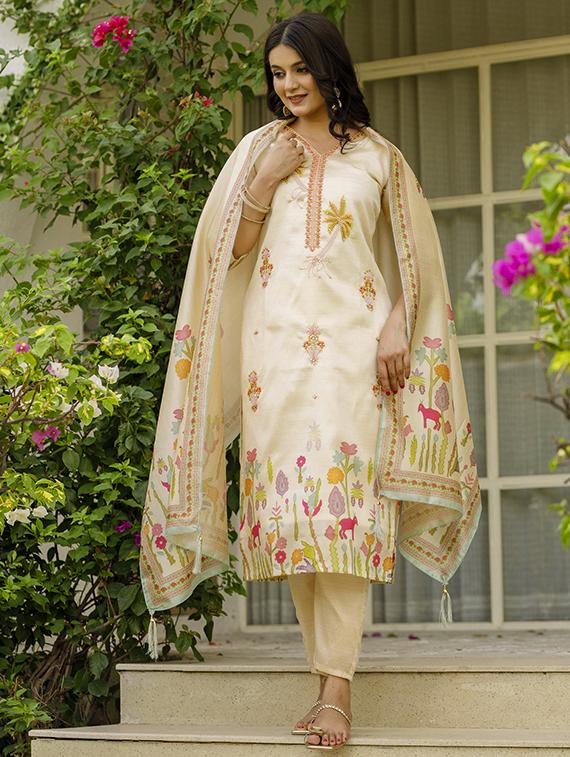 women embroidered three quarter sleeve kurta pant with dupatta set - 22014108 - Standard Image - 2