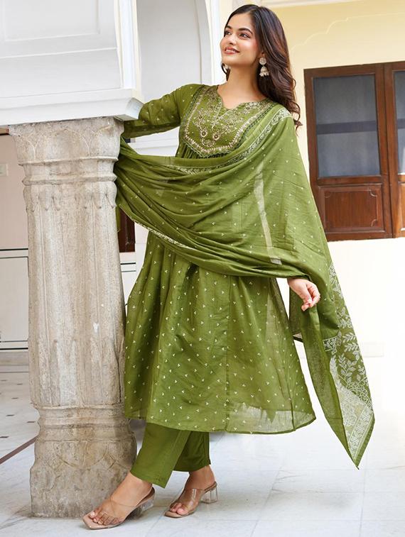 women embroidered three quarter sleeve kurta pant with dupatta set - 22014134 - Standard Image - 2