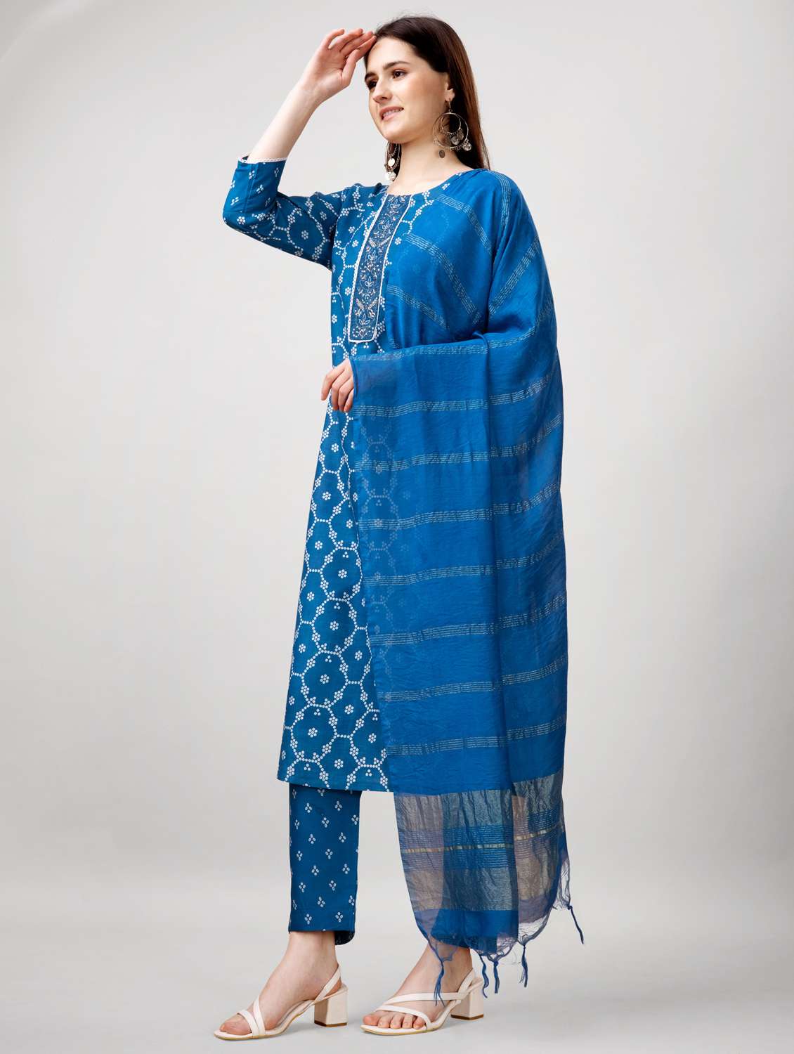 women three quarter sleeve kurta pant with dupatta set - 22014190 -  Standard Image - 2