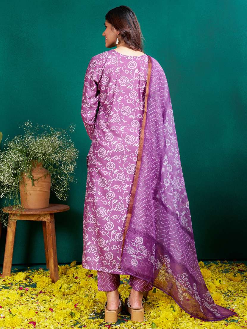 women three quarter sleeve kurta pant with dupatta set - 22014211 - Standard Image - 2