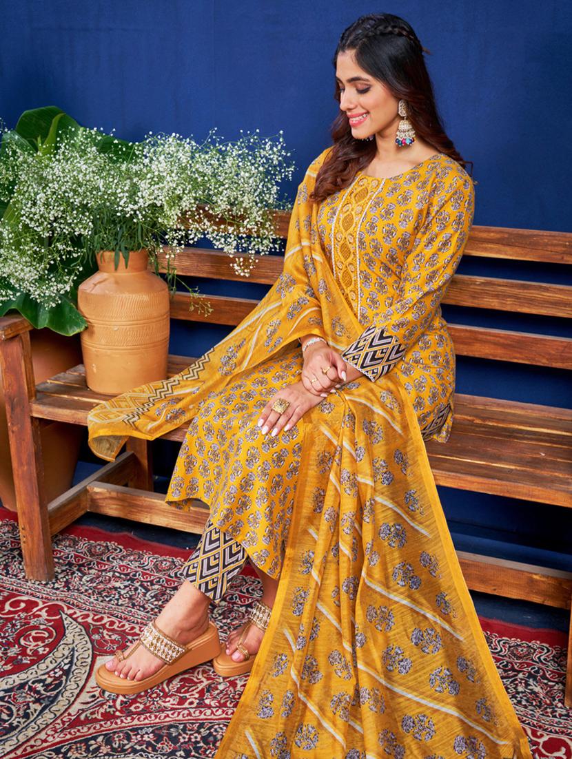 women printed three quarter sleeve kurta pant with dupatta set - 22014220 - Standard Image - 2