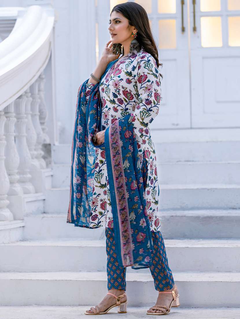 women floral print three quarter sleeve kurta pant with dupatta set - 22014261 - Standard Image - 2