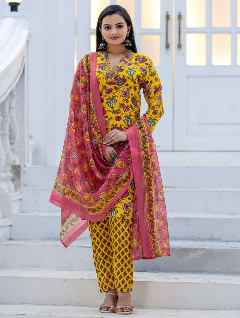 women floral print three quarter sleeve kurta pant with dupatta set
