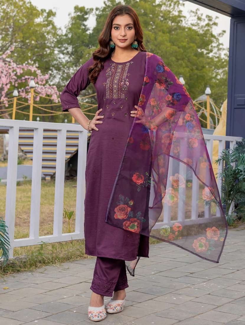 women three quarter sleeve kurta pant with dupatta set