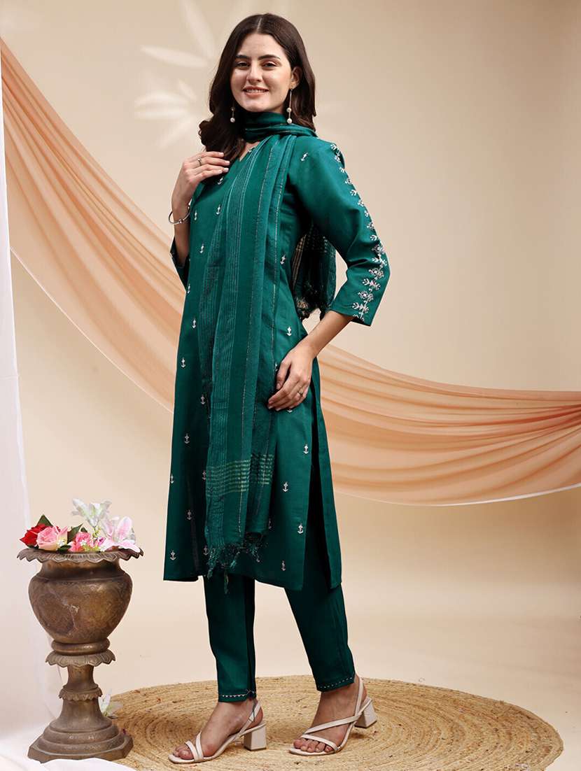 women three quarter sleeve kurta pant with dupatta set - 22014302 -  Standard Image - 2