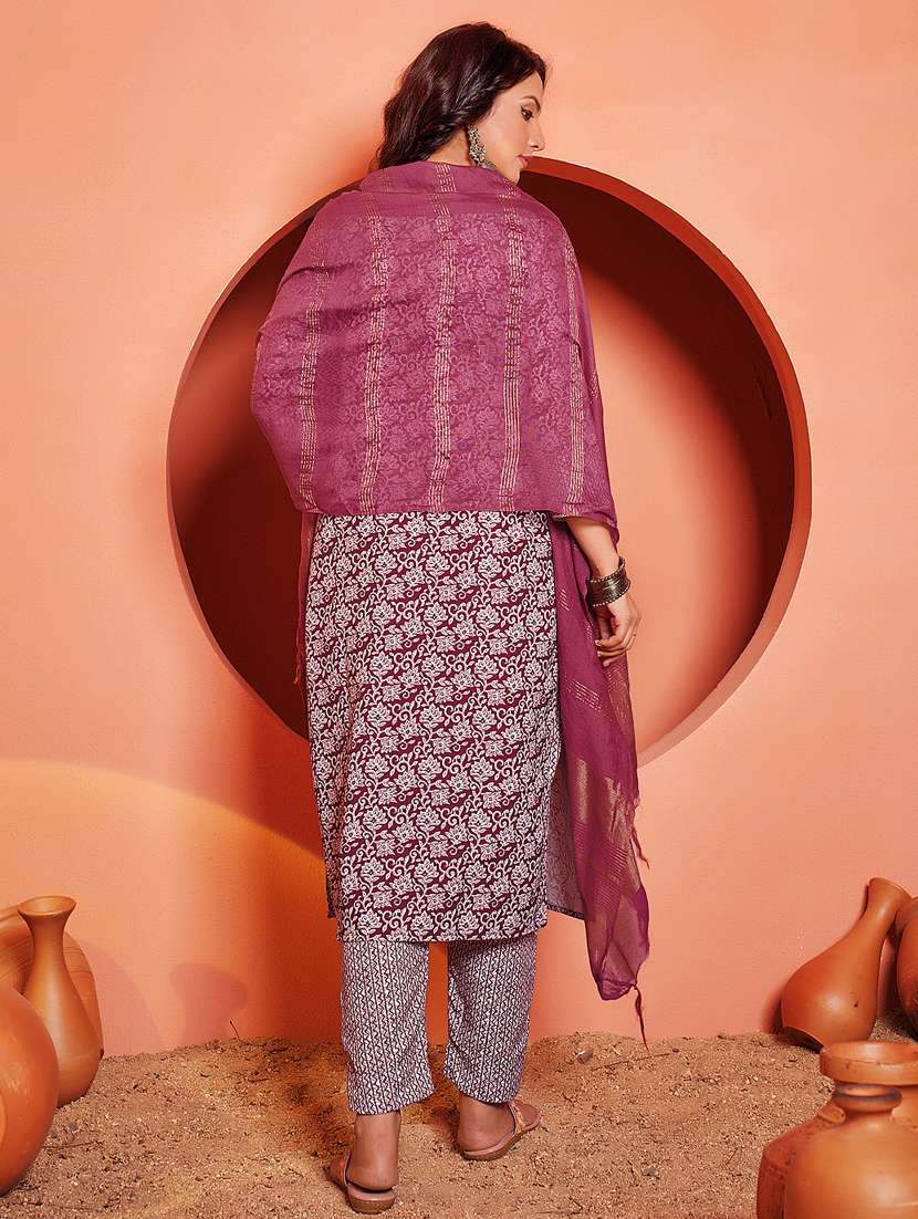 women three quarter sleeve kurta pant with dupatta set - 22014308 - Standard Image - 2