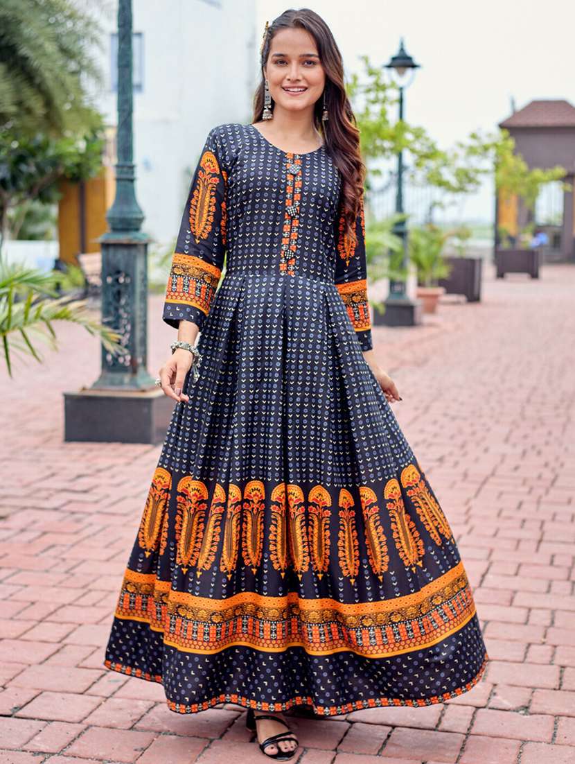 women printed three quarter sleeve anarkali kurta