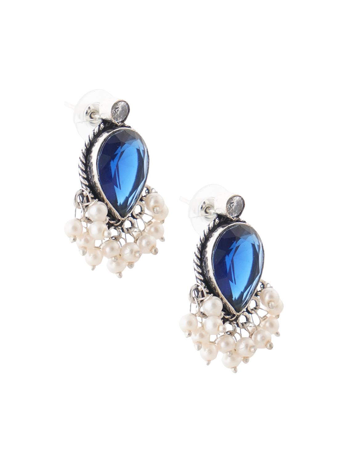 crystals studded and beaded circular stud earrings - 22014500 - Standard Image - 2